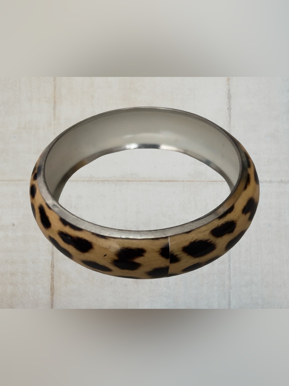 Unique Vintage Gold Leopard Print Bracelet